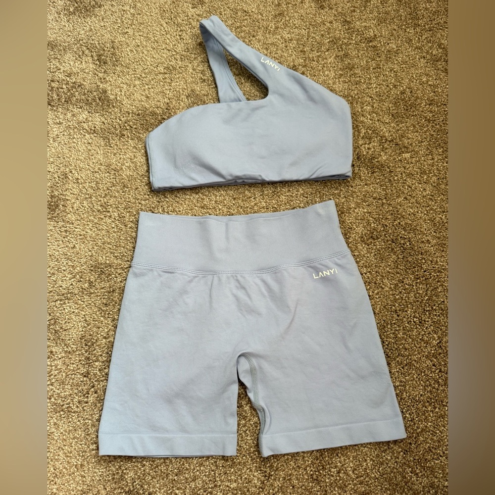 DFYNE Lanyi One-Shoulder Sports Bra & Bike Shorts Set in Dusty Blue
